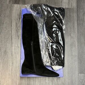 Italeau Black Knee-High Boots